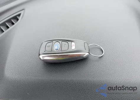 2021 Subaru Forester Premium z USA, uszkodzony, nr VIN JF2SKAFC2MH401391